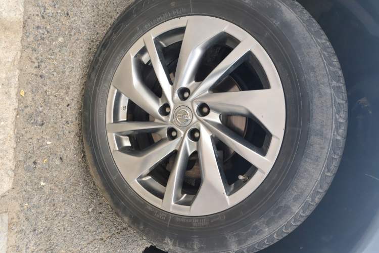 Used Nissan X-Trail 2014 2.5L CVT Ultimate Edition 4WD
