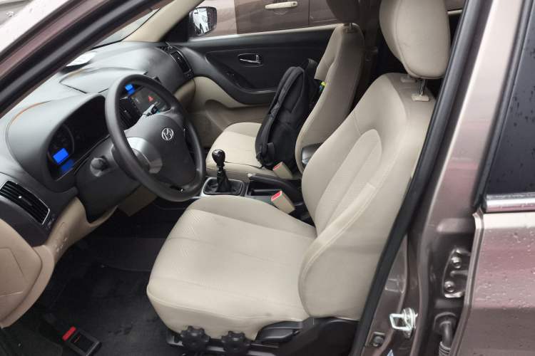 Used Hyundai Celesta 2011 1.6L Manual Luxury Model