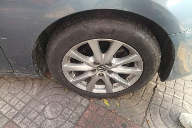 Used Mazda Atenza 2015 2.0L Blue Sky Fashion Edition
