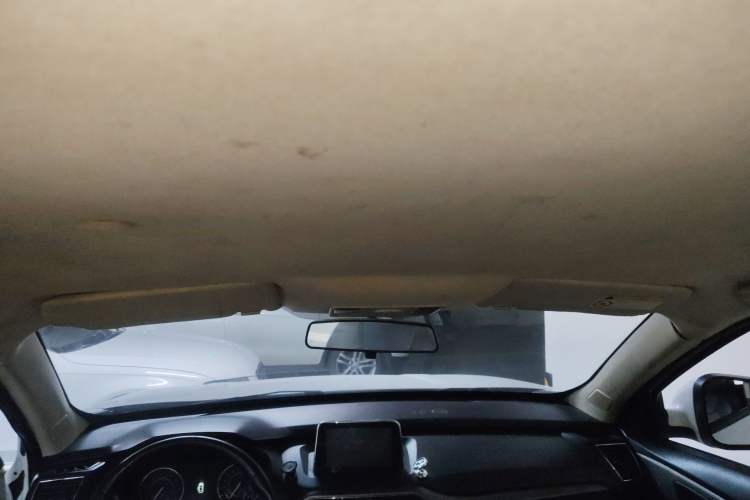 Used Dongfeng Fengon S560 2018 1.8L Manual Elite 7-Seater
