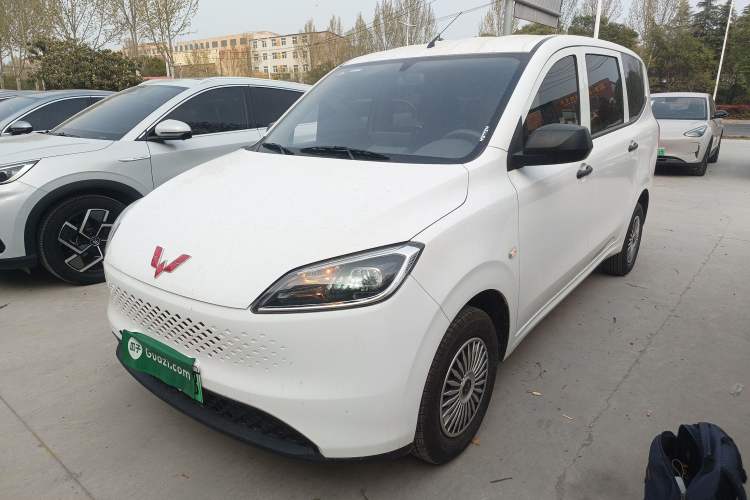 Used Wuling Hongguang New Energy 2025 Extended-Range Hybrid 50 km Standard Version