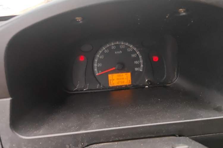 Used Wuling Zhiguang 2013 1.0L Practical Version