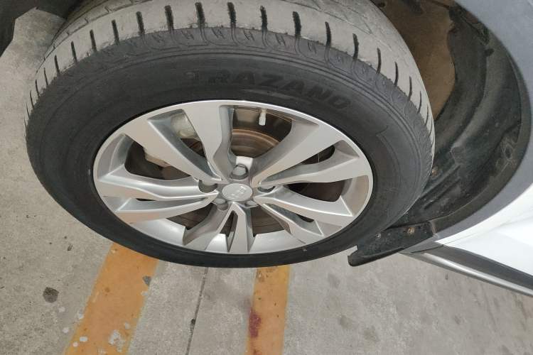 Used Geely Auto Emgrand X7 Sport 2016 1.8TD Automatic ZhiZun Version