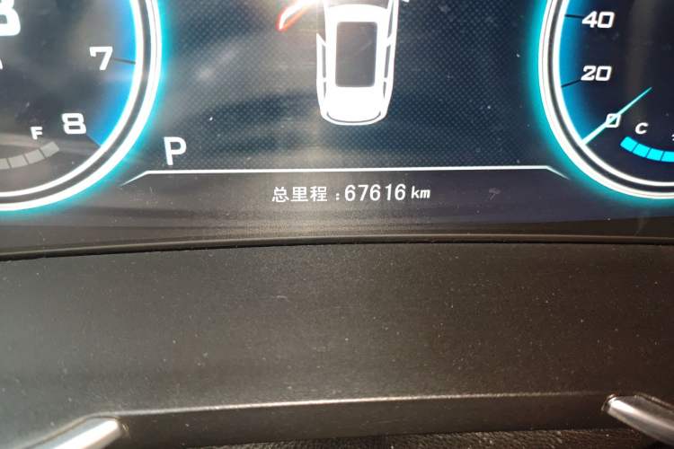 Used Zotye T500 2018 1.5T Automatic Smart Connected Prestige Model
