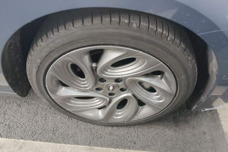 Used ORA Lightning Cat 2022 555 km Luxury Edition
