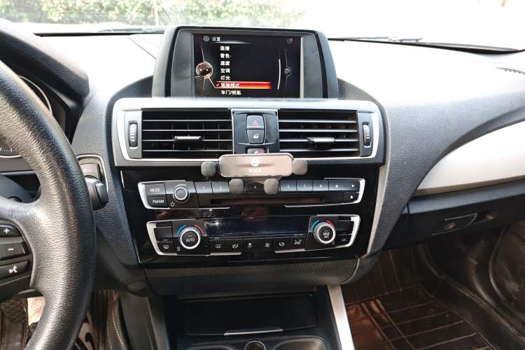 Used BMW 2 Series 2017 220i Convertible Coupe Leading Model