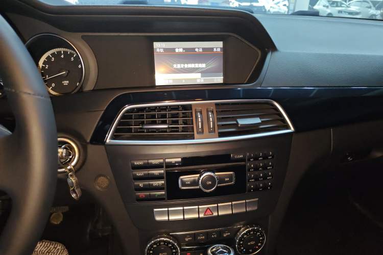 Used Mercedes-Benz C-Class 2013 C 180 Classic Grand Edition