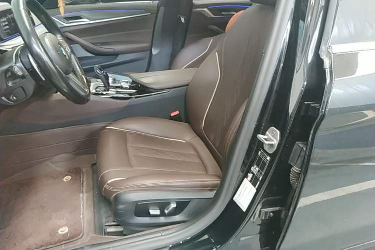 Used BMW 5 Series 2023 530Li Leading Model M Sport Package
