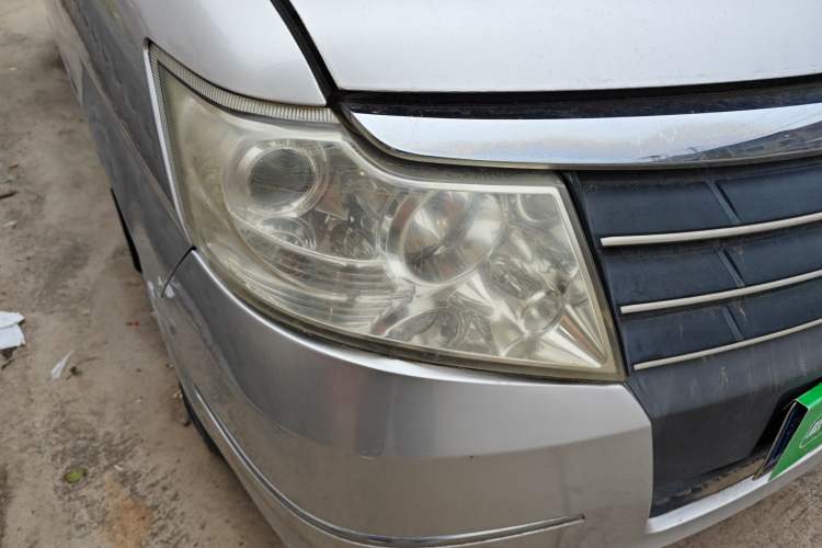 Used Dongfeng Shuaike 2011 1.6L Manual Comfort 7-Seater