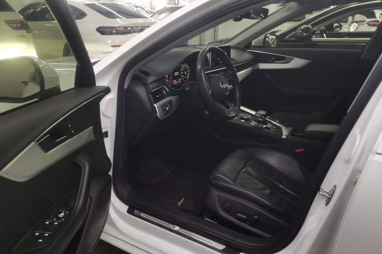 Used Audi A4L 2018 30th Anniversary Edition 40 TFSI Fashion Model Driver Seat