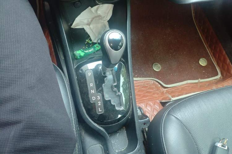 Used Kia K2 2012 Sedan 1.6L Automatic Transmission Premium ECO Commemorative Edition