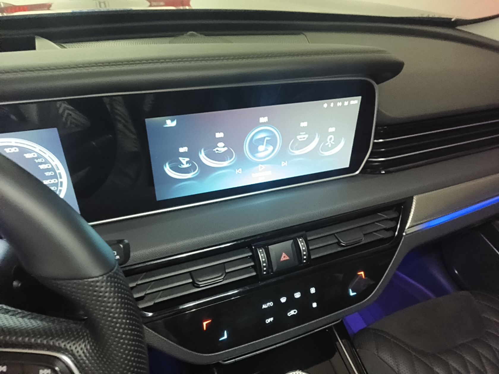 Hongqi HS5 2022 Facelifted Version 2.0T Smart Connect Flagship All-Wheel-Drive Edition — снимка 15