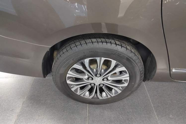 Used Buick GL8 2022 Land Executive Class 652T Prestige Model Exterior 5