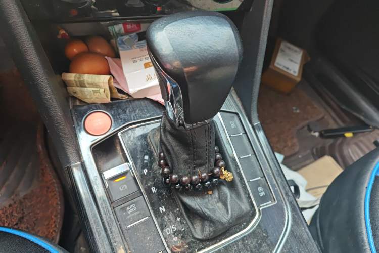 Used Volkswagen Tiguan L 2018 Revised Version 330TSI Automatic Two-Wheel Drive Trendy Edition
