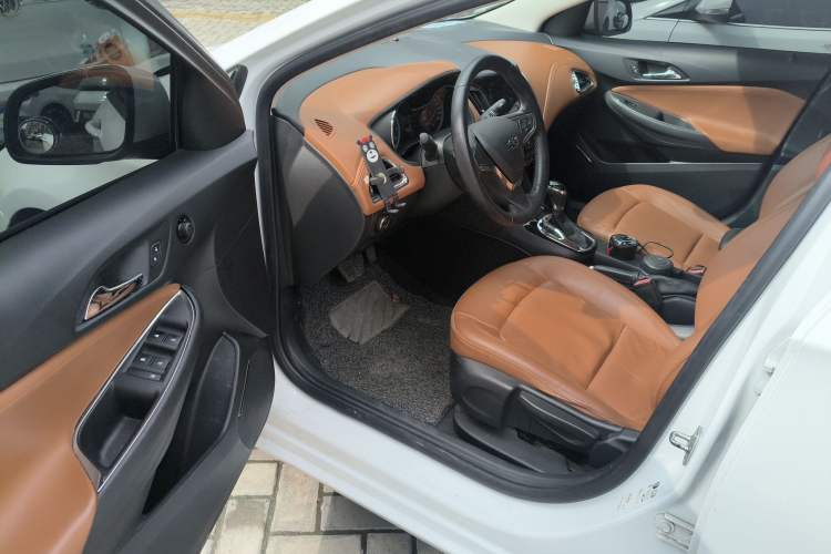 Used Chevrolet Cruze 2016 1.4T DCG Luxury Edition
