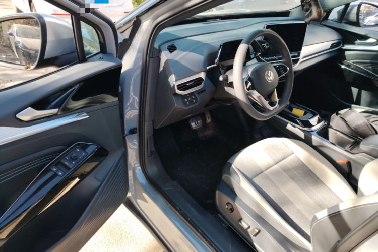 Used Volkswagen ID.4 CROZZ 2024 Pure Edition Limited Edition Driver Seat