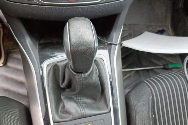 Used Peugeot 408 2014 1.8L Automatic Luxury Edition