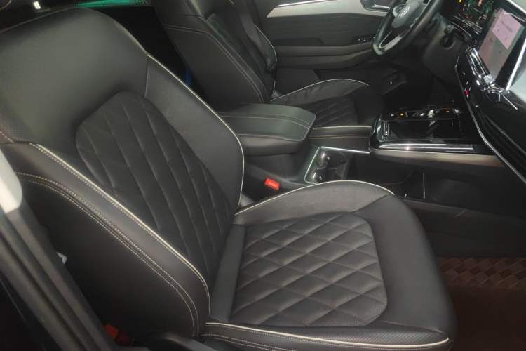 Used Volkswagen Talagon 2022 530TSI Four-Wheel Drive Flagship Shengjing Edition Pro 6-Seater Right Front Seat