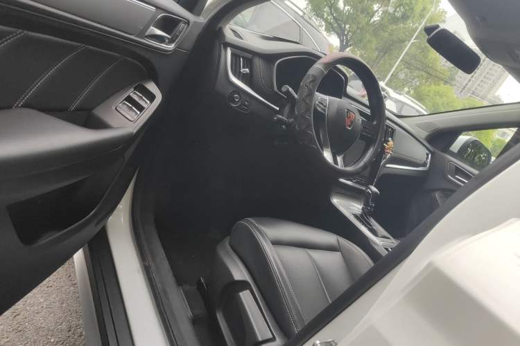 Used Roewe RX5 2020 20T Automatic 4G Connect Excellence Edition