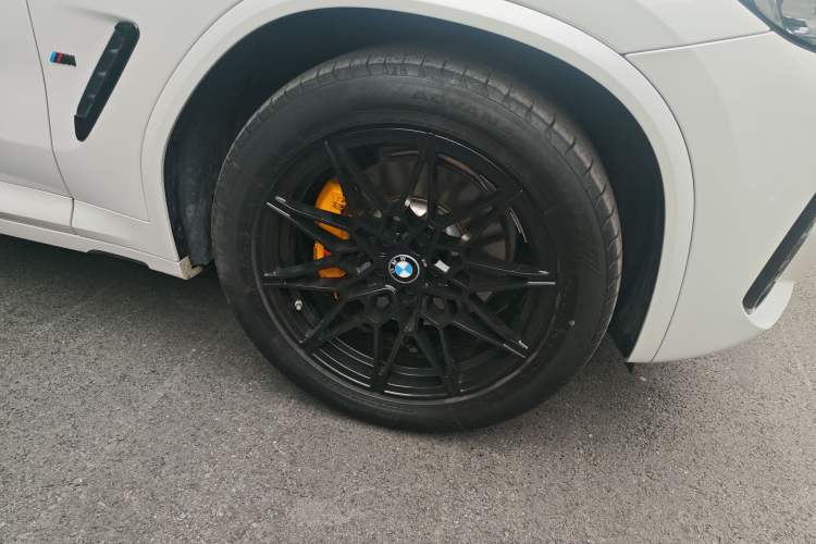 Used BMW iX3 2023 Leading Model Right Front Wheel Hub