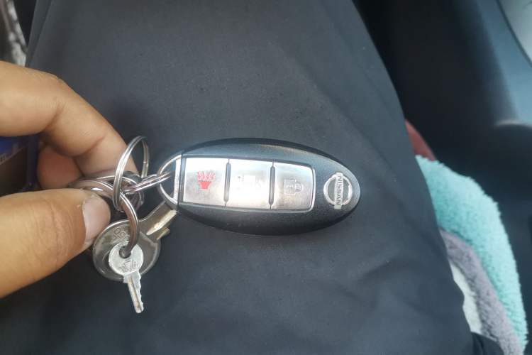 Used Nissan Qashqai 2015 2.0 XL Coolfire CVT 2WD Vehicle Key