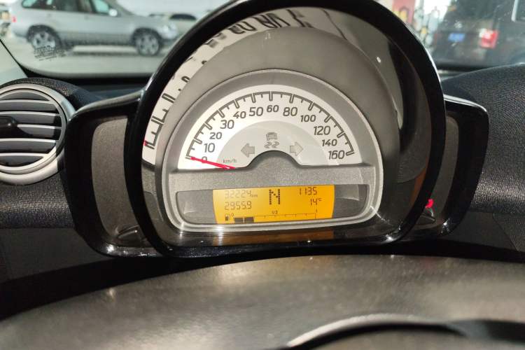 Used smart fortwo 2012 1.0 MHD Hardtop Standard Edition Instrument Cluster