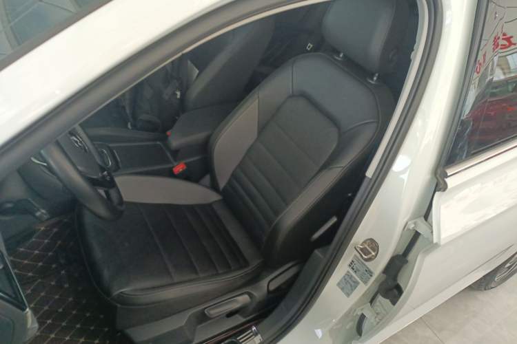 Used Volkswagen Sagitar 2020 280TSI DSG Comfort Version China VI Standard Left Front Seat