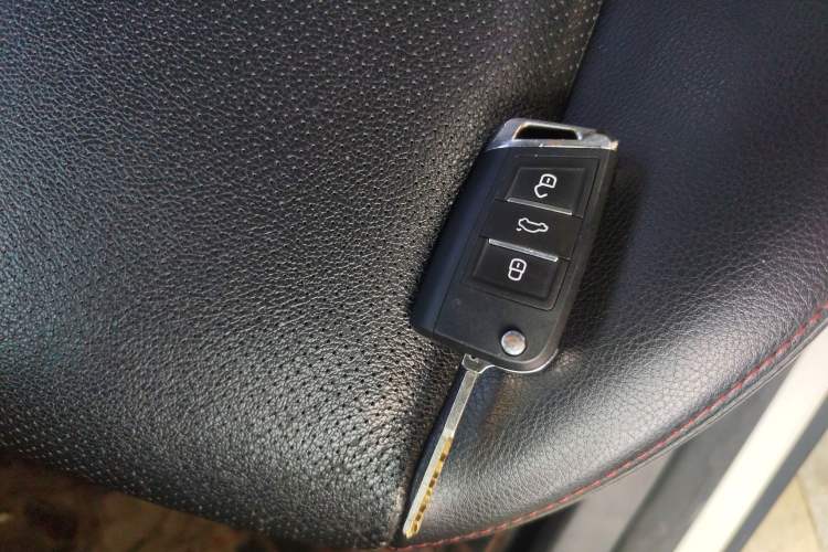 Used Ford Focus 2012 Hatchback 1.6L Manual Comfort Model
