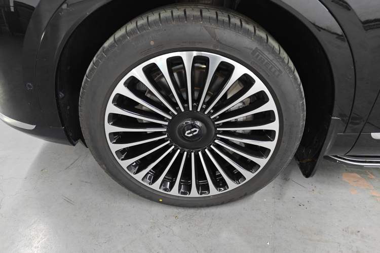 Used Hima AITO M9 2025 All-Electric Ultra Version 100 kWh 5-Seater Model Exterior 4