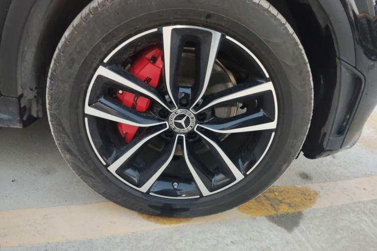 Used Mercedes-Benz GLC 2020 Facelift GLC 300 L 4MATIC Dynamic Edition