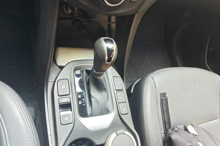 Used Hyundai Santa Fe 2013 Revised Version 2.0T Automatic All-Wheel Drive Top-Tier Trim