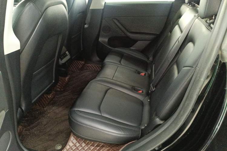 Used Tesla Model Y 2023 Rear-Wheel-Drive Version