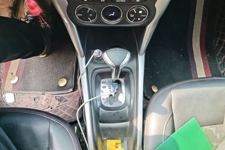 Used Citroen C3-XR 2015 1.6L Automatic Pioneer Model Gear Lever