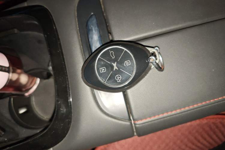 Used XPeng P7 2022 670N+