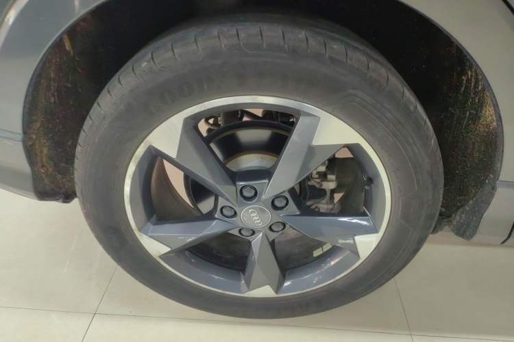 Used Audi Q3 2019 35 TFSI Fashion Dynamic Model
