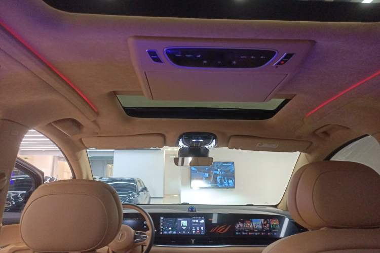 Used VOYAH Dream 2024 PHEV Ultra-Long Range Flagship Edition Headliner