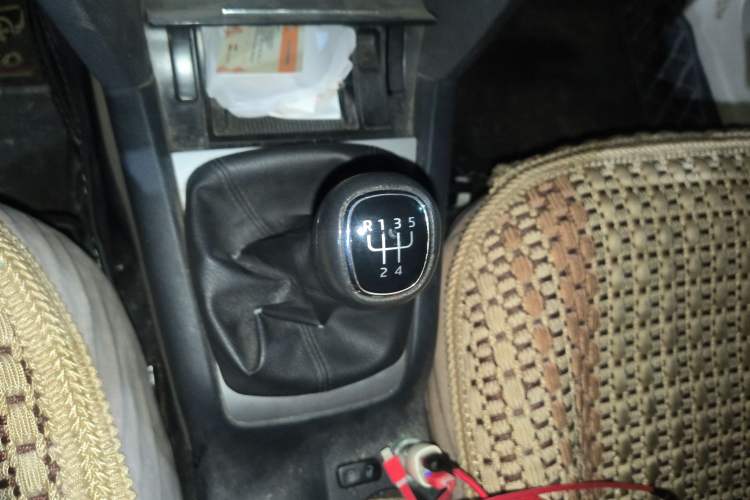 Used Skoda Octavia 2015 Classic Model 1.6L Manual Yijie Edition