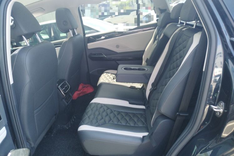 Used Volkswagen ID.6 CROZZ 2021 Revised Version Long-Range PRO Edition Left Rear Seat