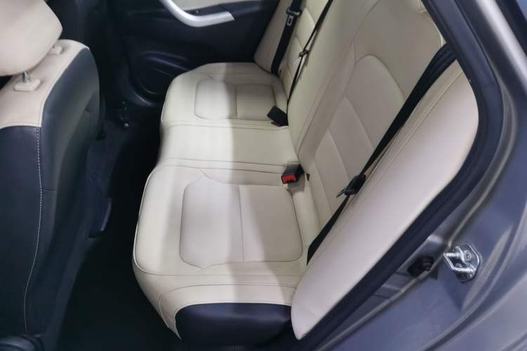 Used Changan Alsvin V7 2016 1.6L Automatic Enjoyment Model China V Standard
