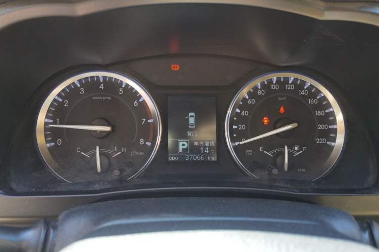 Used Toyota Highlander 2015 2.0T Four-Wheel Drive Elite Edition 7-Seater