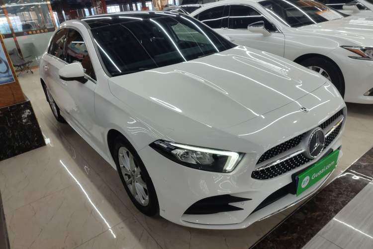 Used Mercedes-Benz A-Class 2021 A 200 L Sport Sedan Fashion Model
