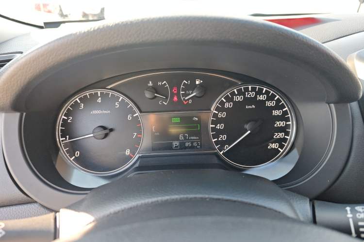 Used Nissan Tiida 2019 1.6L CVT Cool Edition China VI Standard
