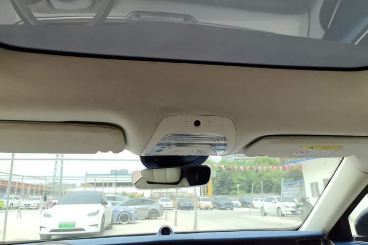 Used VOYAH FREE 2021 Four-Wheel Drive Standard All-Electric Exclusive Luxury Package
