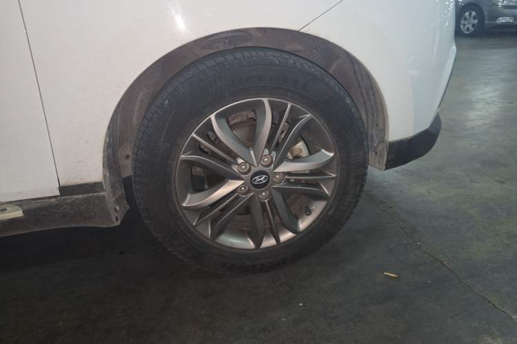 Used Hyundai ix35 2015 2.0L Automatic 2WD Smart Version China V Standard Exterior 7