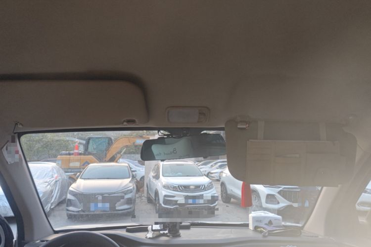 Used Wuling Hongguang V 2019 1.5L Jingqu Edition Sealed-Window Vehicle China VI LAR Headliner