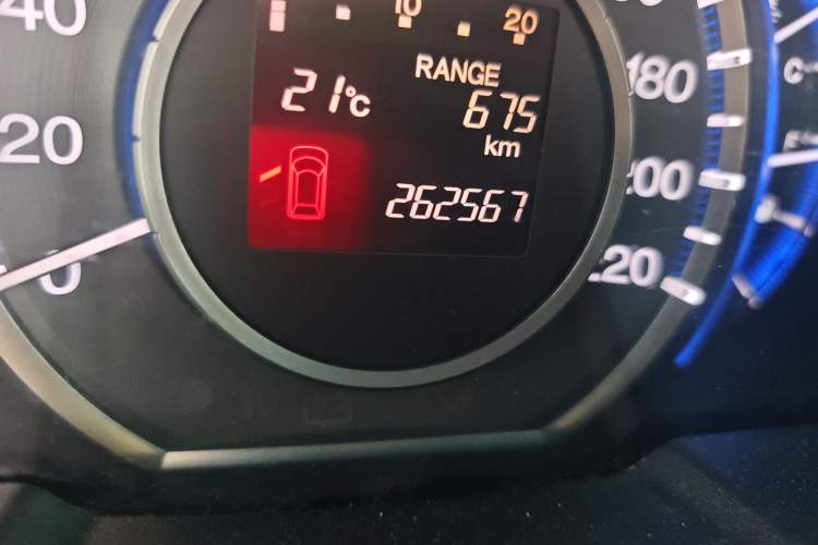 Used Honda Odyssey 2013 2.4L Luxury Edition Odometer Close Up