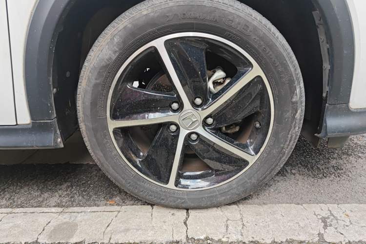 Used Honda Vezel 2022 1.5L CVT Phantom Night Pioneer Edition
