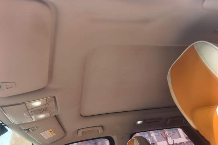 Used CHANGAN CS95 2017 2.0T Two-Wheel Drive Zhiyuan Edition
