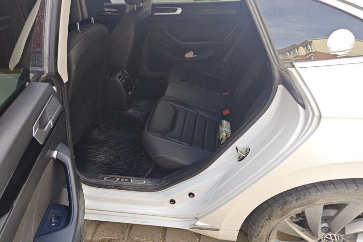 Used Volkswagen FAW-Volkswagen CC 2021 380TSI Striking Edition Left Rear Seat