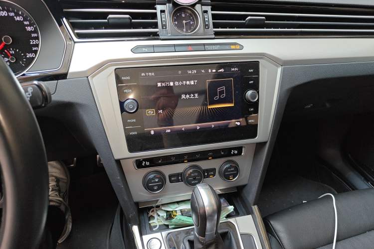 Used Volkswagen Variant 2018 380TSI Two-Wheel Drive Comfort Edition